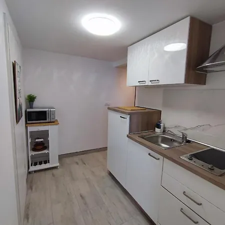 Tanja Apartment *